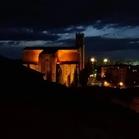 Centro Storico, I Pellegrini *