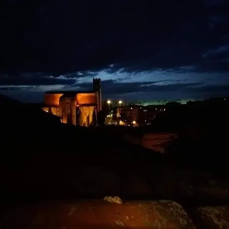 Centro Storico, I Pellegrini